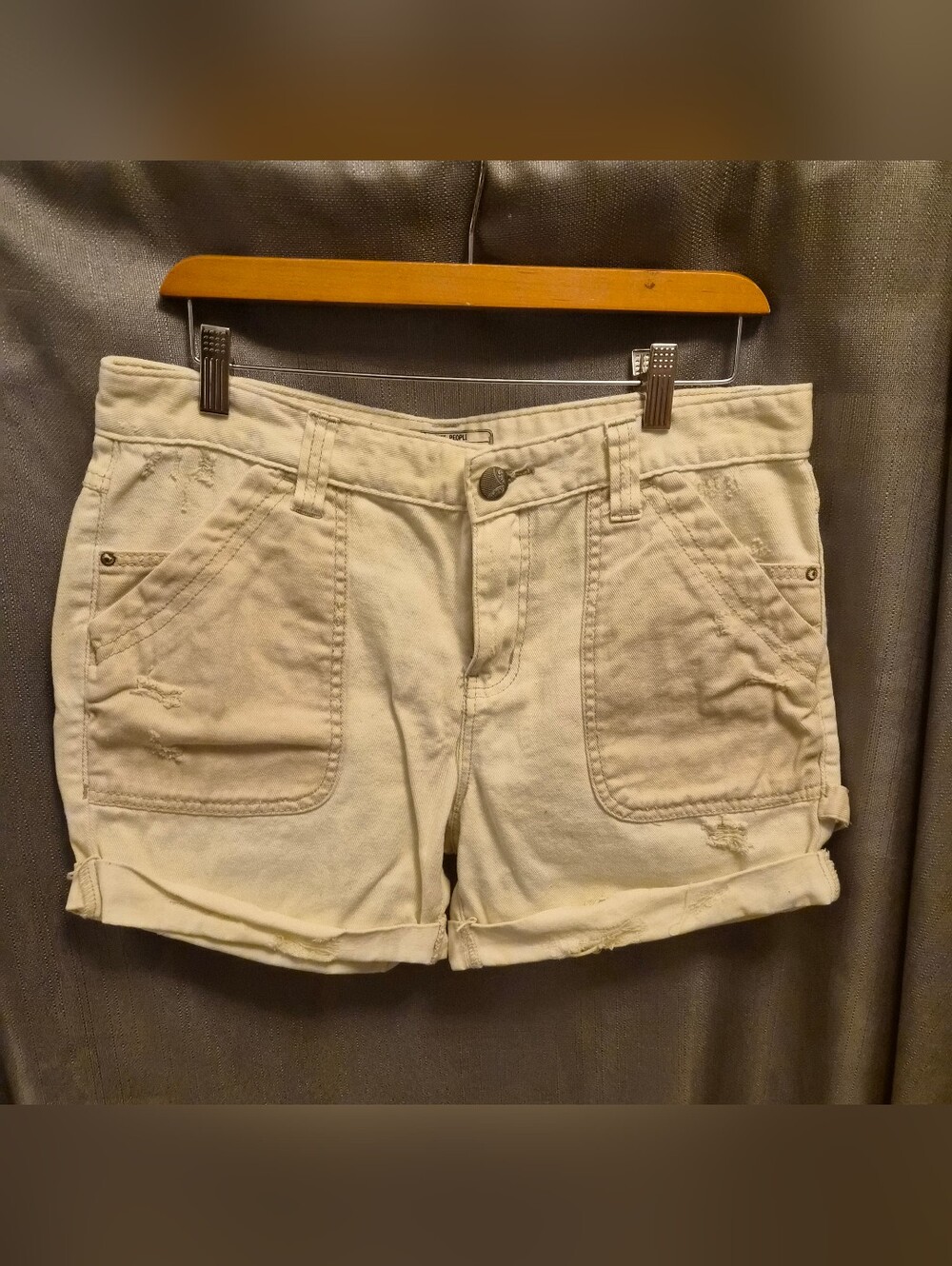 Free People Casual Cream Women's Rolled-Hem Shorts Size 30"